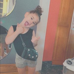 Meet your Posher, Rachel